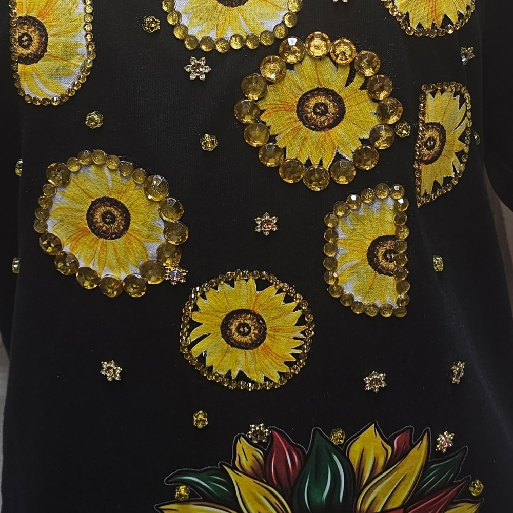Black Sunflower Embellished Short Sleeve Tee